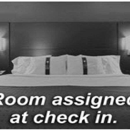 Holiday Inn Express Hotel & Suites Barrie By Ihg Екстер'єр фото
