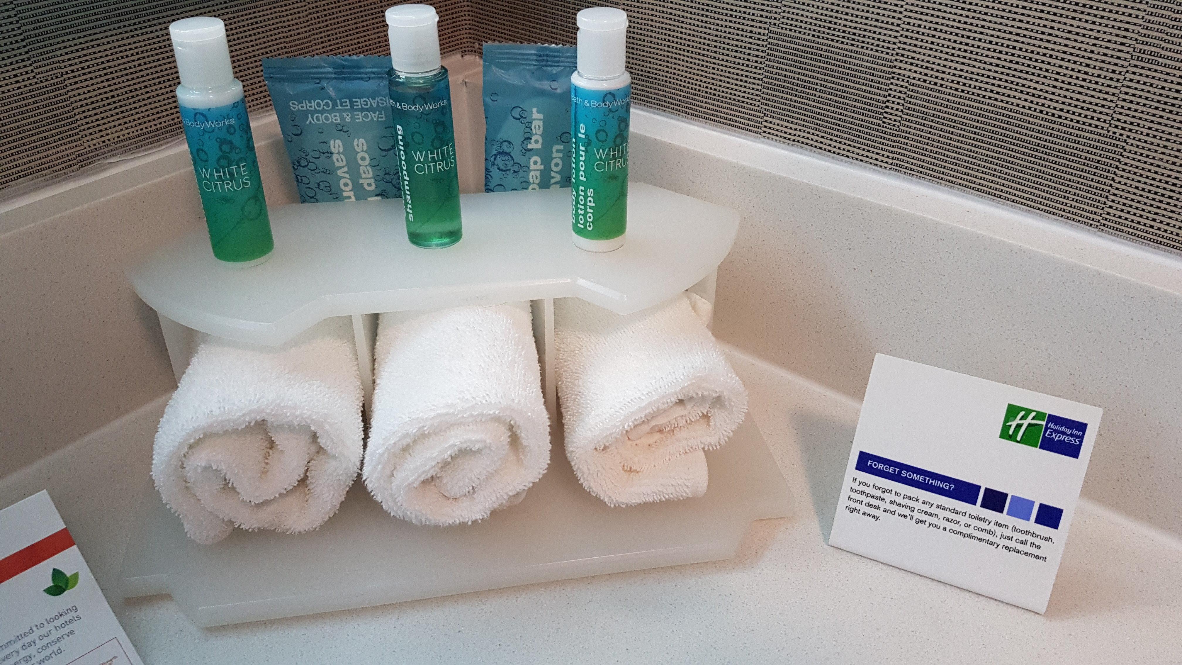 Holiday Inn Express Hotel & Suites Barrie By Ihg Екстер'єр фото