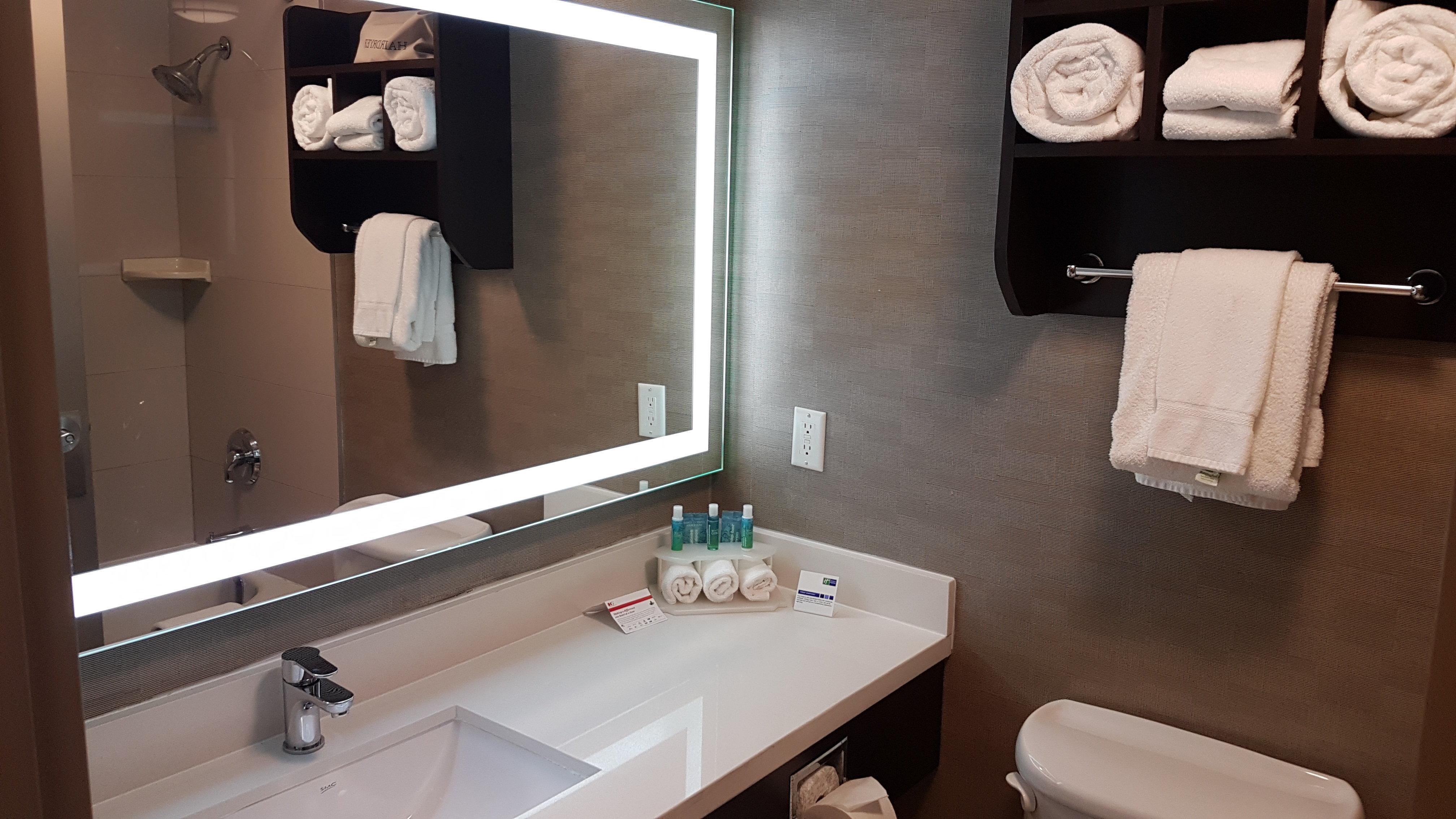 Holiday Inn Express Hotel & Suites Barrie By Ihg Екстер'єр фото