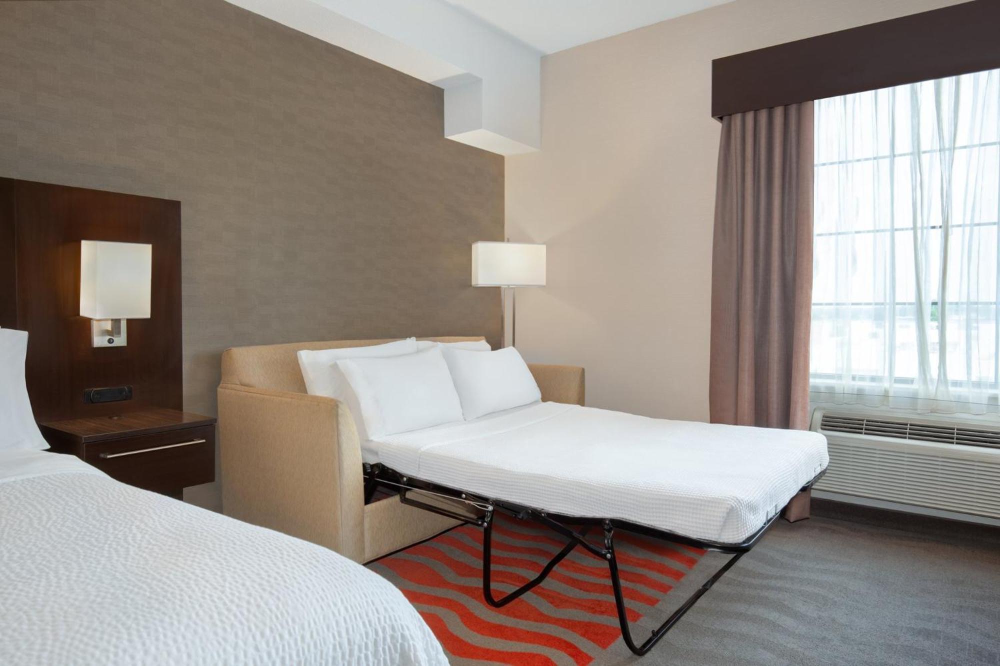 Holiday Inn Express Hotel & Suites Barrie By Ihg Екстер'єр фото