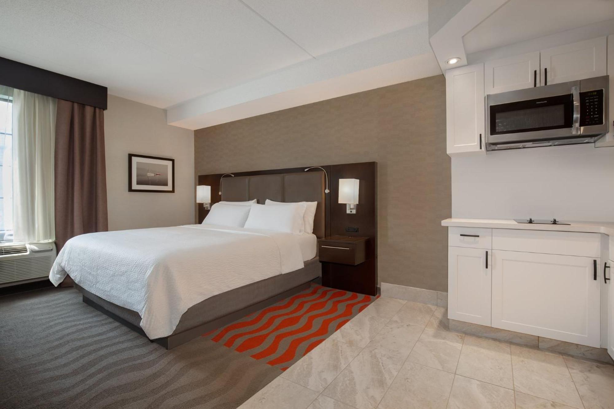 Holiday Inn Express Hotel & Suites Barrie By Ihg Екстер'єр фото