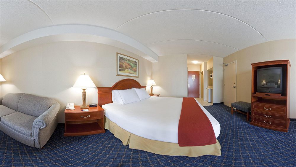 Holiday Inn Express Hotel & Suites Barrie By Ihg Екстер'єр фото