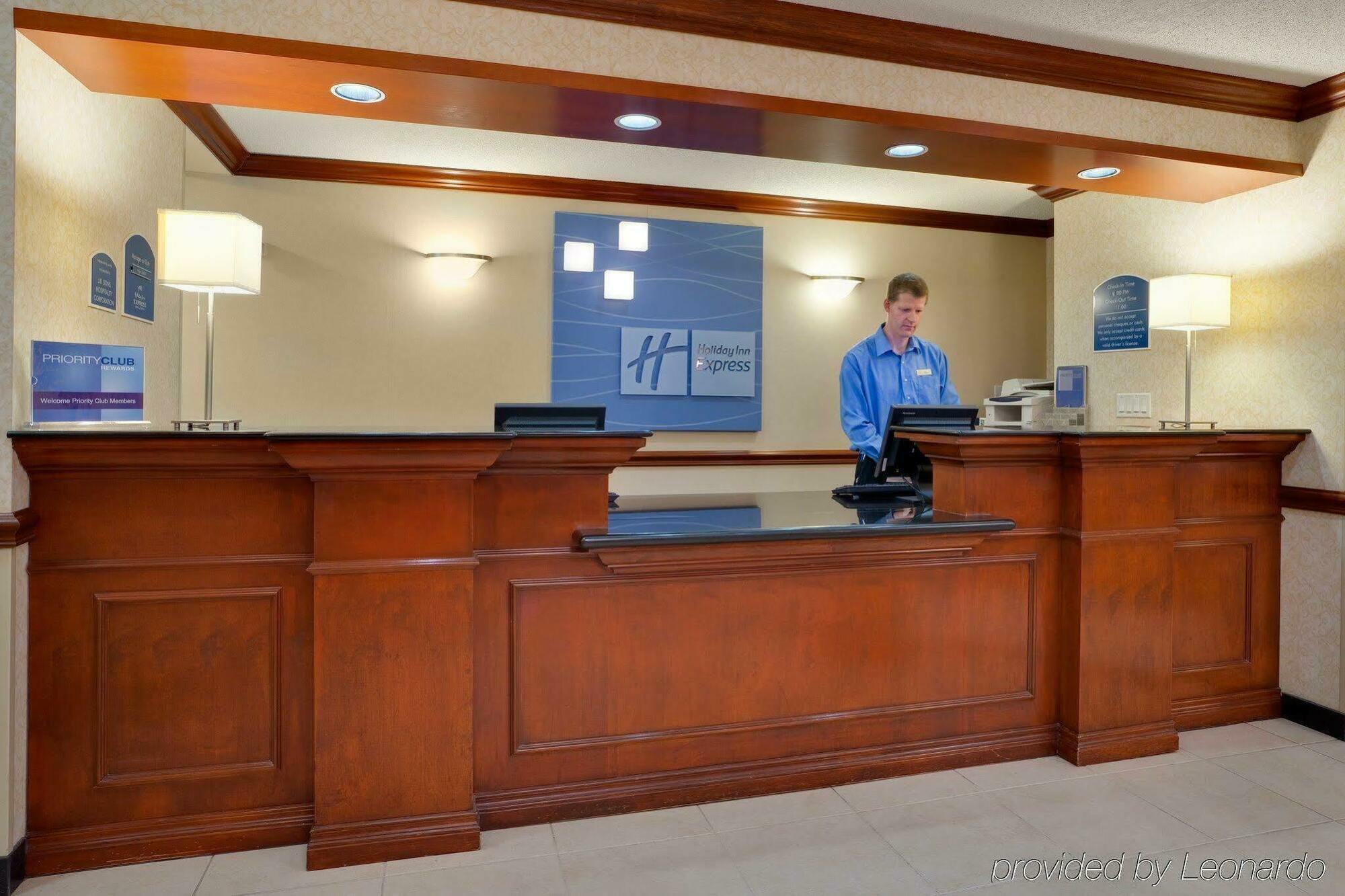 Holiday Inn Express Hotel & Suites Barrie By Ihg Інтер'єр фото