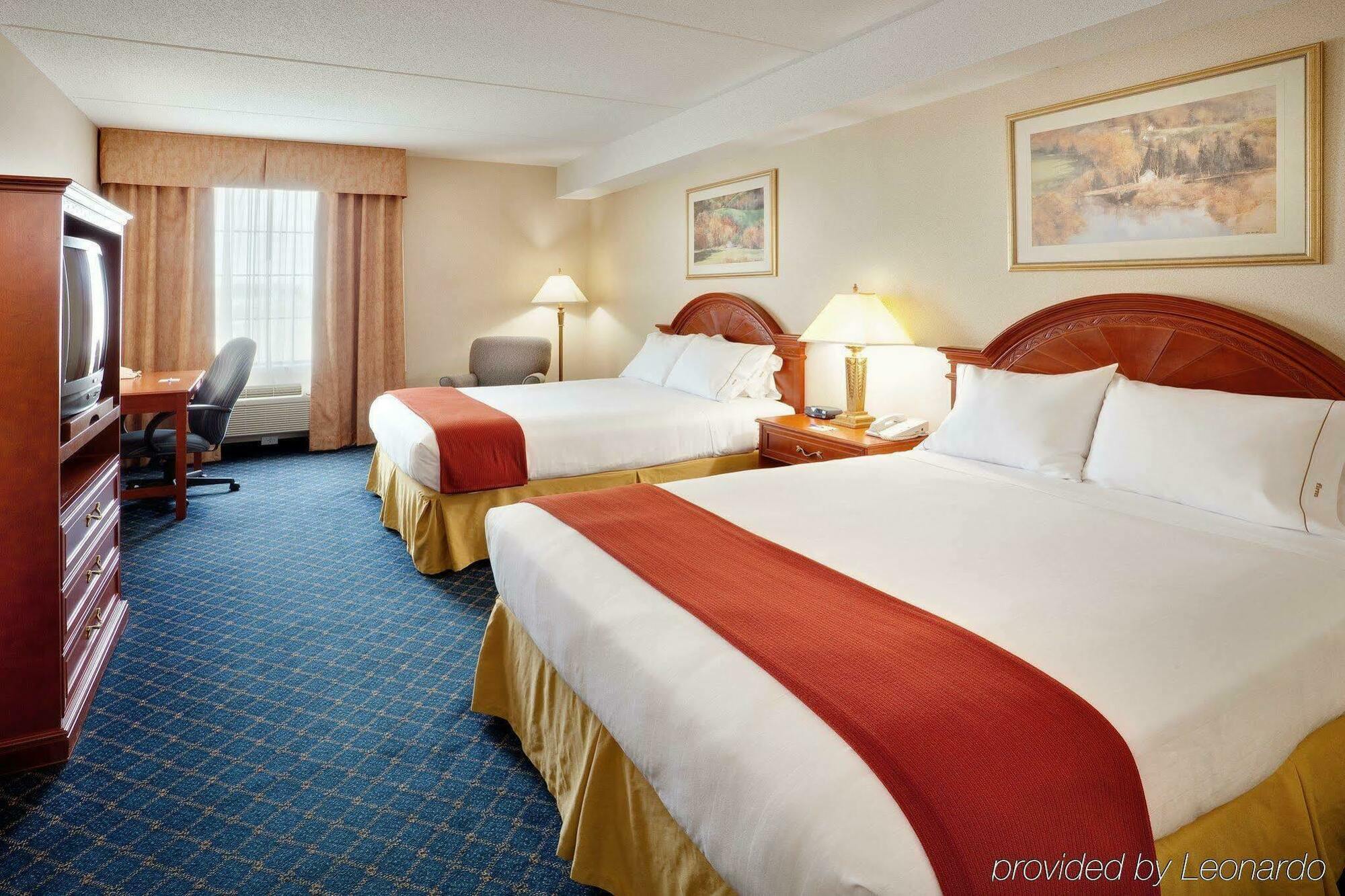 Holiday Inn Express Hotel & Suites Barrie By Ihg Екстер'єр фото